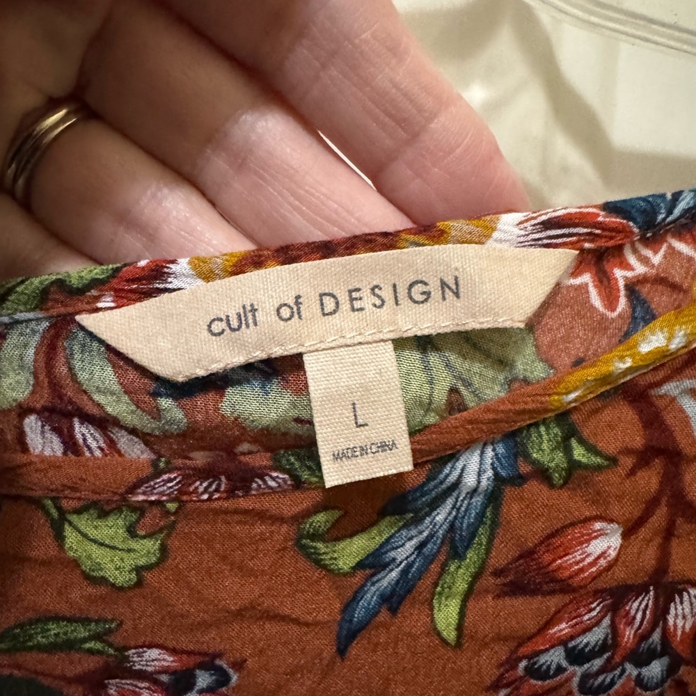 Floral Rust Blouse - Picture 2 of 2